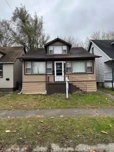 8080 Jackson Ave, Warren, MI, 48089