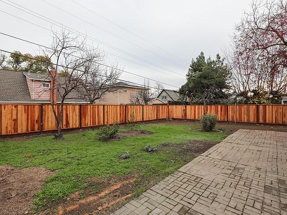 4th image of 4029 Payne Ave