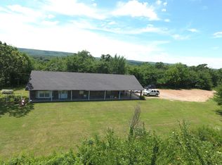 1810 McCabe Ln, Wilburton, OK 74578