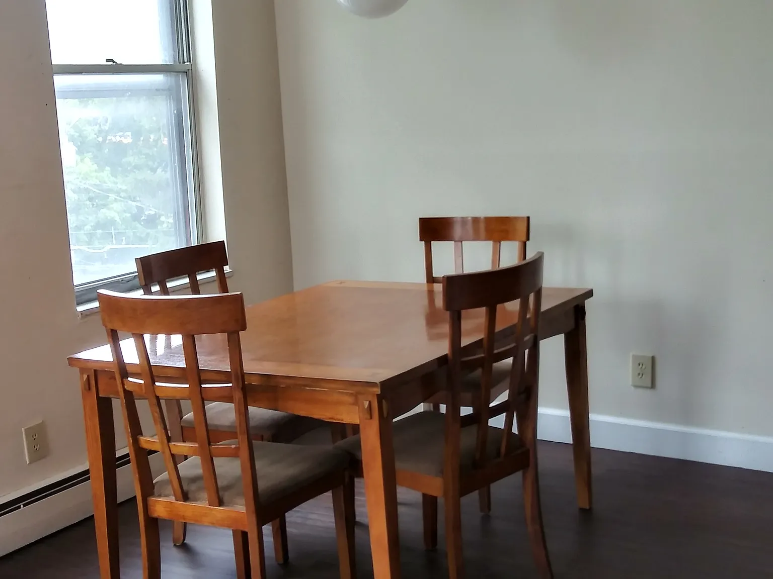 2 bed, 1275 sqft, $1,390 — Photo 4