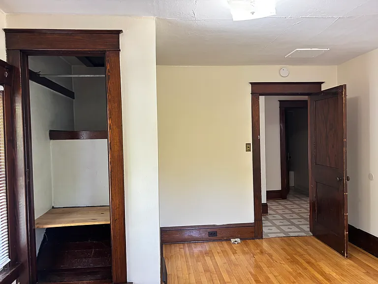 1811 Kendall St — Photo 24