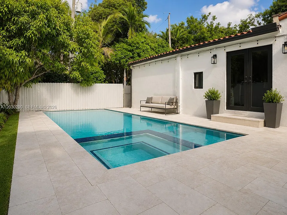 9021 N Miami Ave