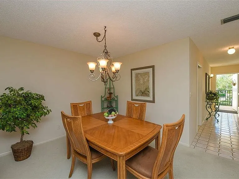 7880 Palm Aire Ln #201 — Photo 6