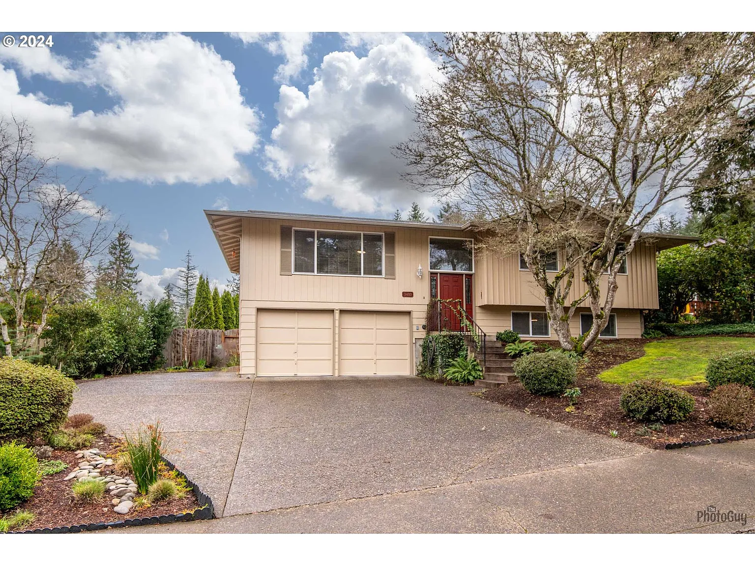 3480 Chaucer Way photo 1