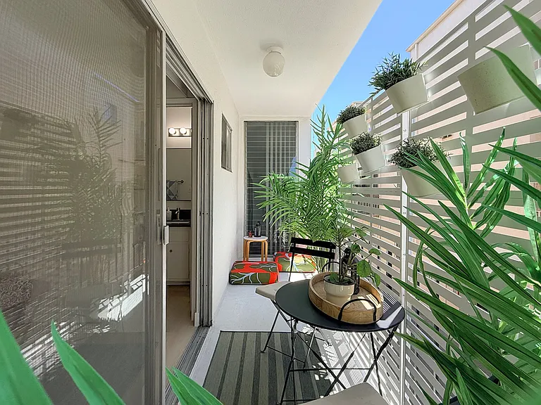 Townhouse Apartments — Photo 18