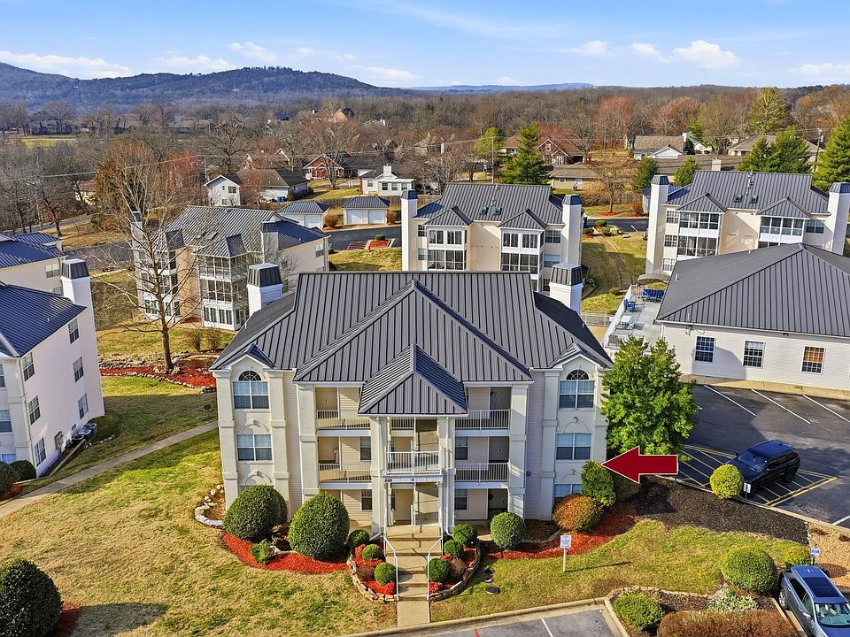 1st image of 200 Meadow Ridge Lane ## 6-4