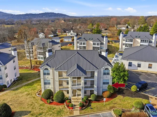 200 Meadow Ridge Lane ## 6-4, Branson, MO 65616