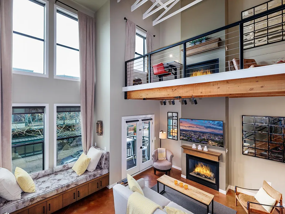 1370 NE Orenco Station Pkwy #20