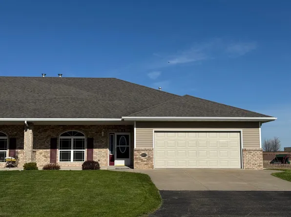 N9078 Spring Valley Rd, Menasha, WI 54952