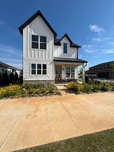 4017 W Sommerset St Photo 1