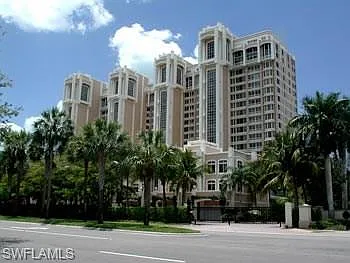 7117 Pelican Bay Blvd #1202
