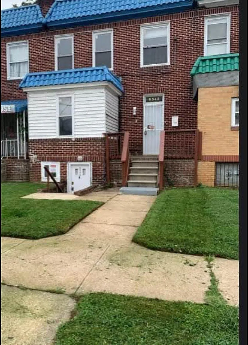 2 bed, 850 sqft, $1,250 — Photo 1