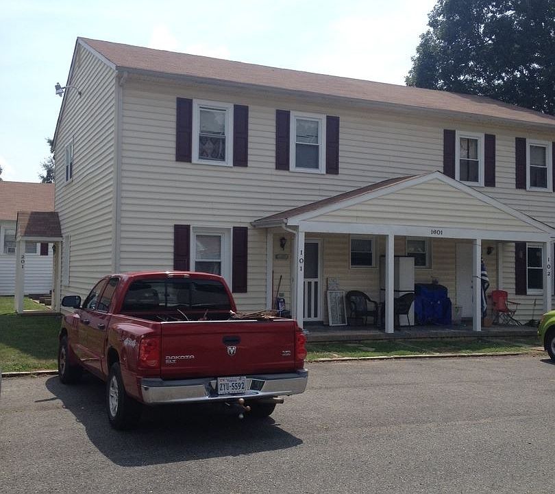 1st image of 1601 Fox Chase APT 201