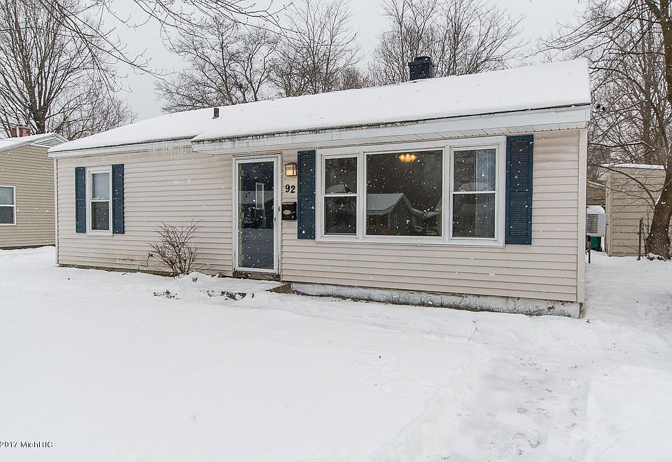 1st image of 92 Cedar Ave N