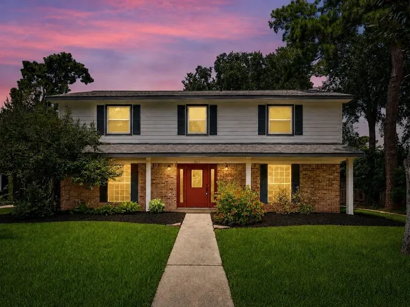 811 Thicket Ln, Houston, TX 77079