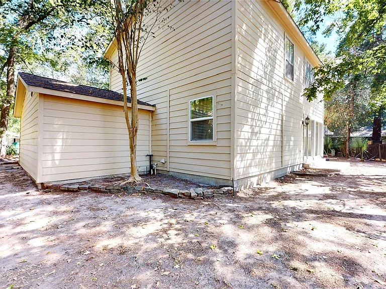 2105 N Red Cedar Cir — Photo 21