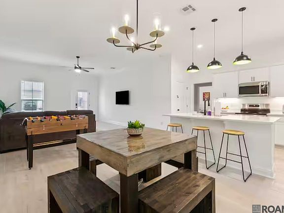 3rd image of 9215 Asoka Ave