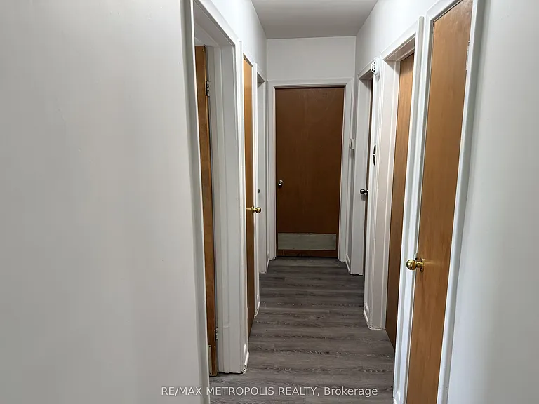359 Patricia Ave #MAIN — Photo 4