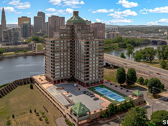 3rd image of 235 East River Drive #1501