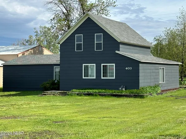 403 1st Ave E, Clark, SD 57225