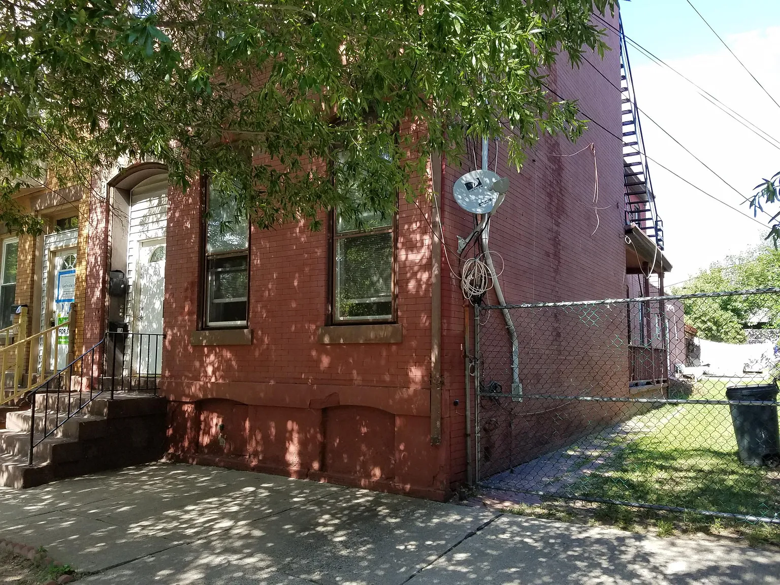 110 Centre St photo 1