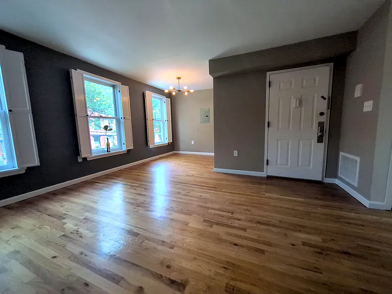151 Sussex St #3 — Photo 5