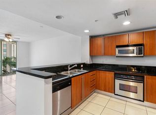 610 Clematis St APT 527, West Palm Beach, FL 33401