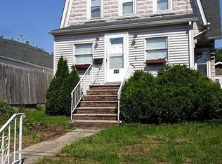 95 W Shore Ave, Dumont, NJ 07628