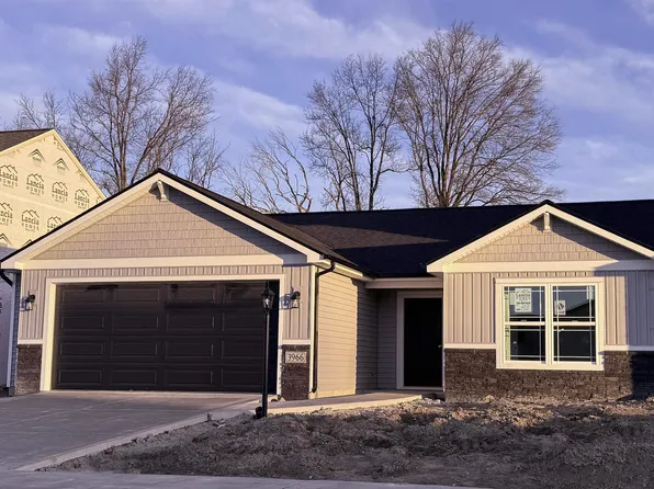 3966 Shadowood Lakes Trl, Fort Wayne, IN 46818