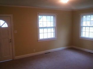 1403 Peachtree St, Goldsboro, NC 27530