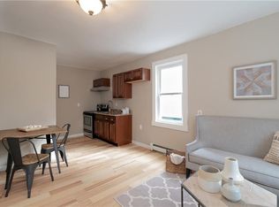 205 Oakland Ave #1, Providence, RI 02908