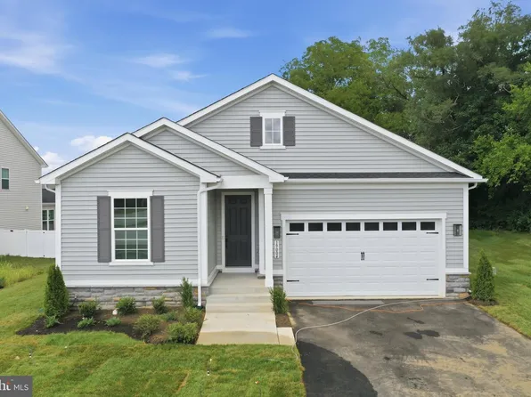 19004 Amesbury Rd, Hagerstown, MD 21742