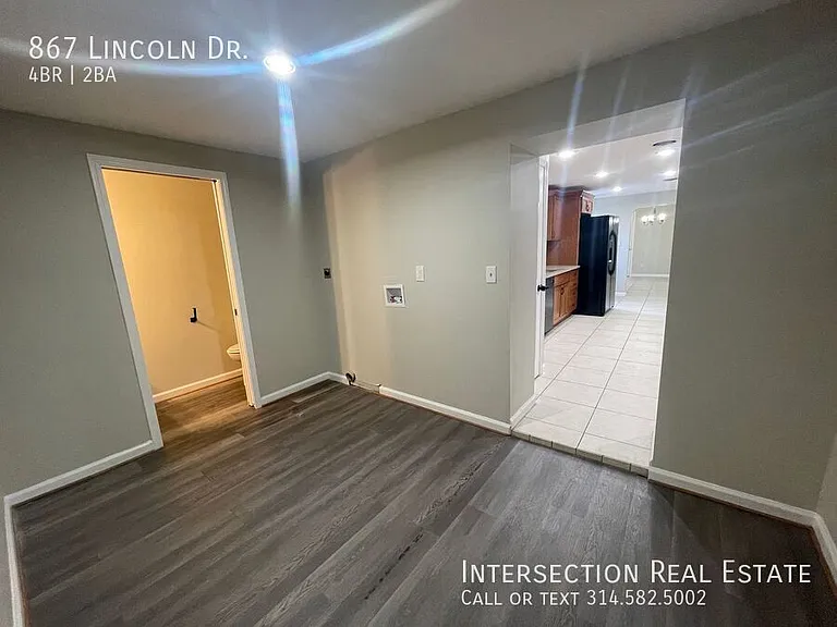 867 Lincoln Dr — Photo 19
