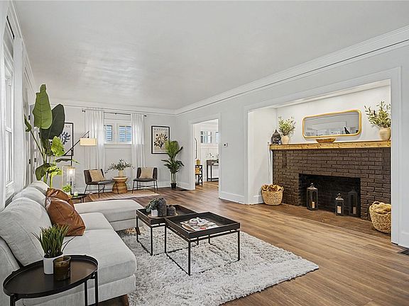 4th image of 549 Kenwood Ave