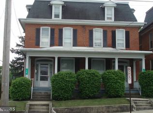 16 N Queen St, Shippensburg, PA
