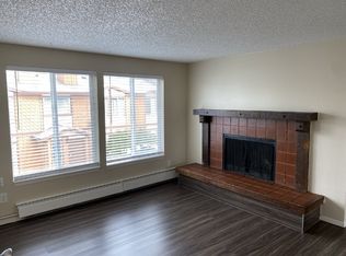 1159 Rosemary St APT 4, Denver, CO 80220