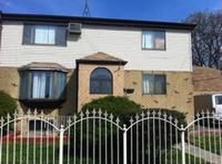 320 White Plains Rd, Bronx, NY 10473