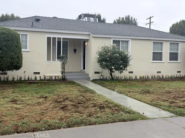 17822 Vanowen St, Reseda, CA 91335