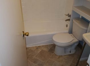 393 W Waterloo Rd, Akron, OH 44314