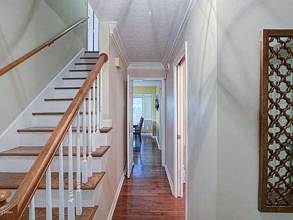5th image of 503 Penny Cir