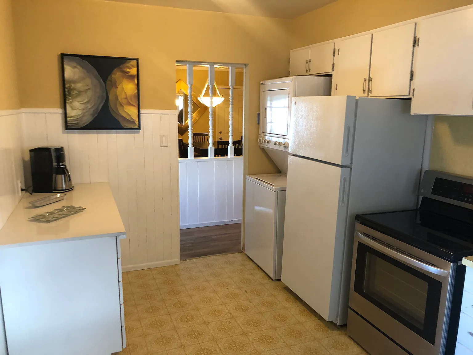 944 Pyramid Way photo 1