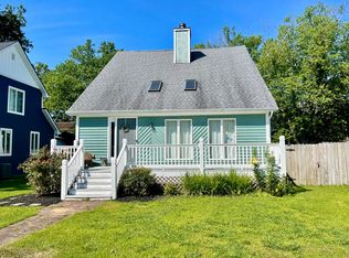 617 Charles Ave, Deale, MD 20751