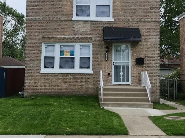 939 W 123rd St, Calumet Park, IL 60827