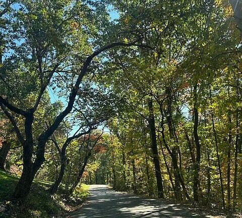 3rd image of Smoky Mountain View Dr