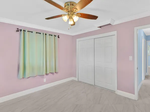 2585 NW 2nd Drive, Pompano Beach, FL 33064