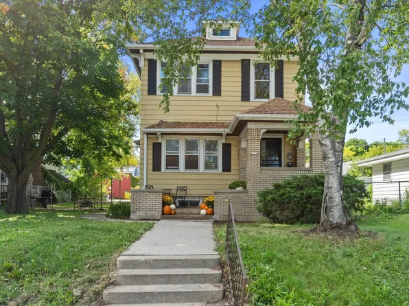 2715 N Humboldt BOULEVARD, Milwaukee, WI 53212