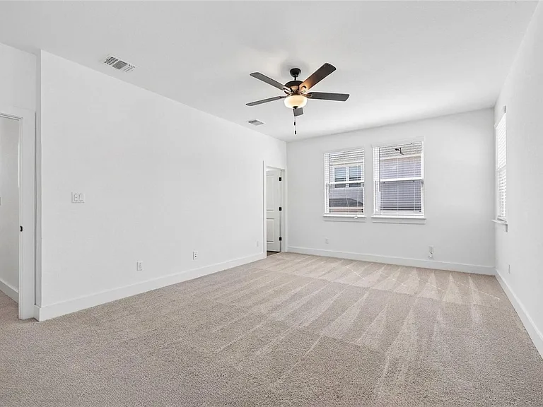 155 Sycamore Pines Ln — Photo 18
