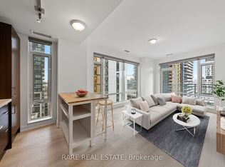 21 Widmer St #1602, Toronto, ON M5V 0B8
