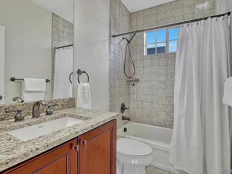8873 E 29th Pl — Photo 2