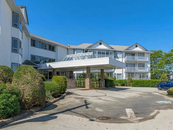 2425 Church St #312, Abbotsford, BC V2T 3J8